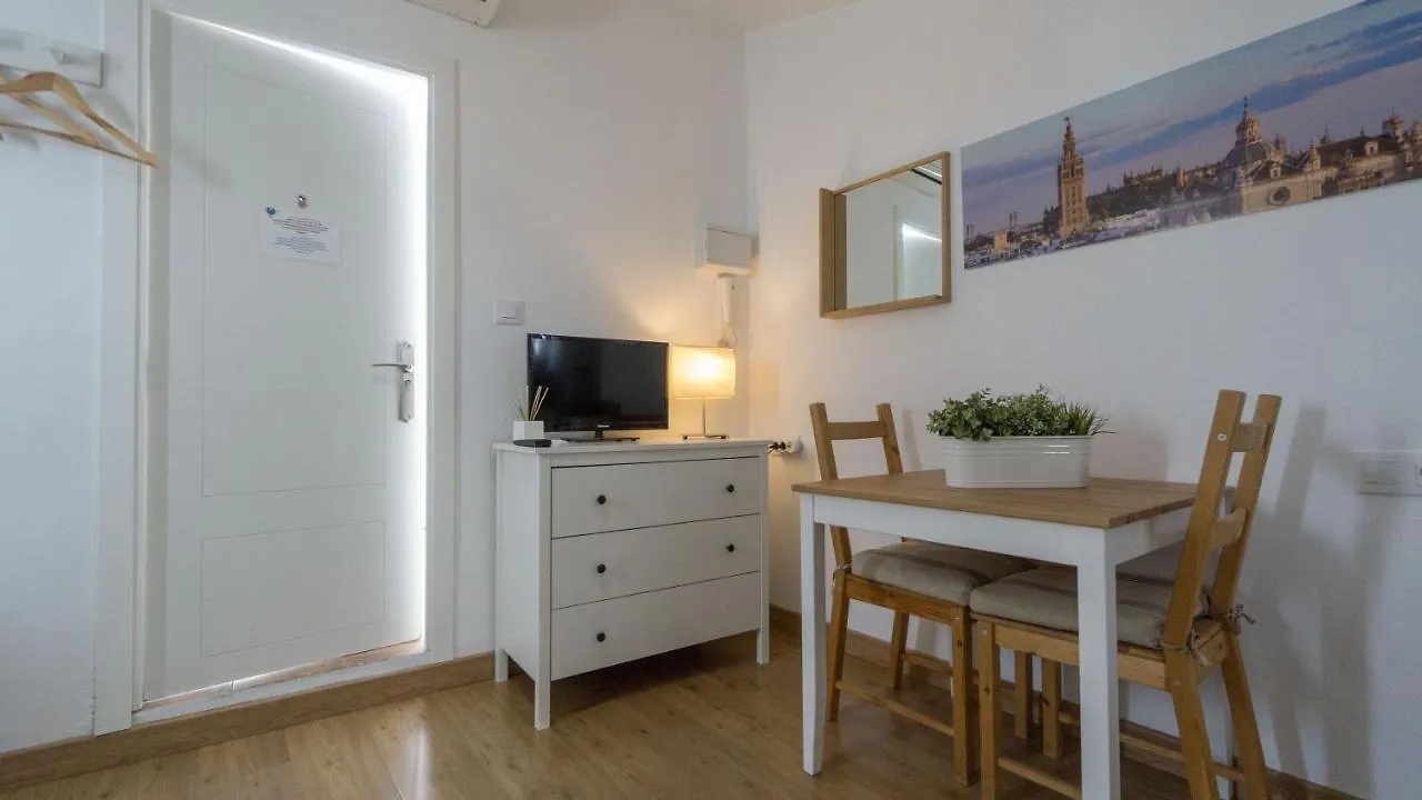 Paseando Por La Alfalfa Apartment Seville 0*,  Spain